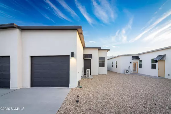 Las Cruces, NM 88012,3026 Gladstone ST