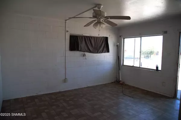 Las Cruces, NM 88001,1120 Poplar AVE