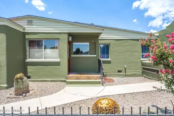 Las Cruces, NM 88005,600 El Prado AVE