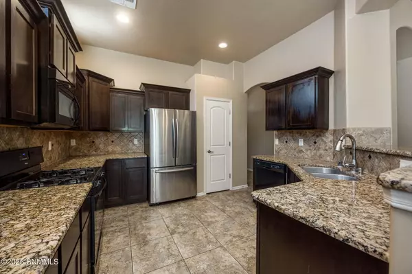 Las Cruces, NM 88012,4740 Kerry Ann PL