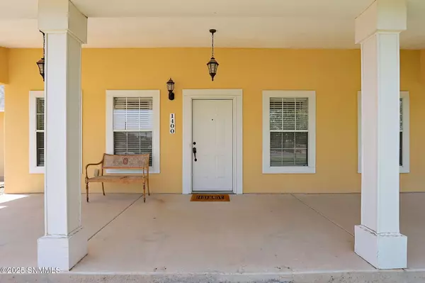 Las Cruces, NM 88007,1400 Rayos de Luna