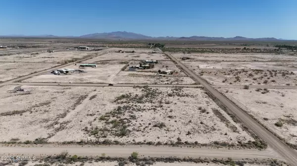 Deming, NM 88030,TBD El Portal Rd SE #Block 7 Lot 2
