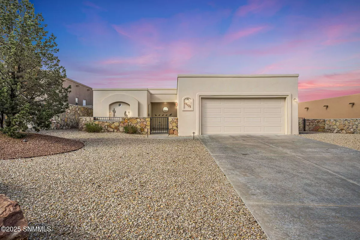 Las Cruces, NM 88011,4221 Capistrano AVE