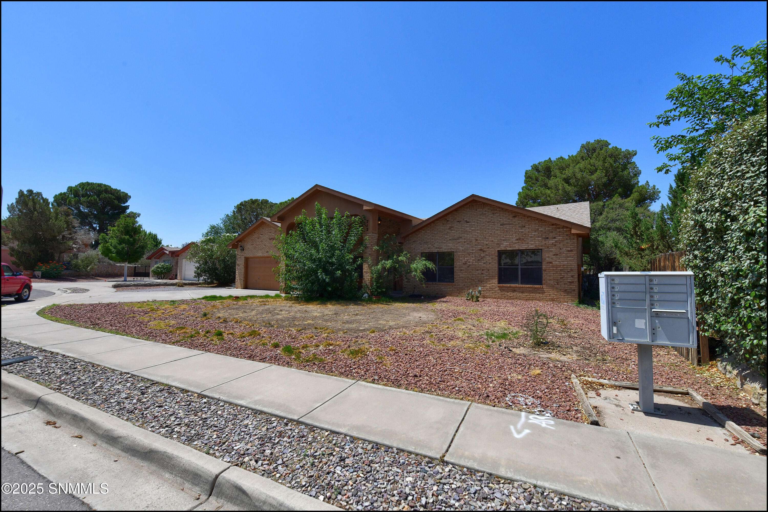 712 RENA MAE CT, Las Cruces, NM 88005