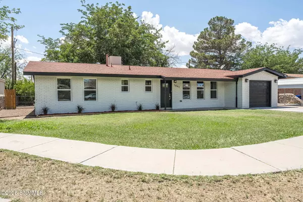 Las Cruces, NM 88005,1845 Golden DR