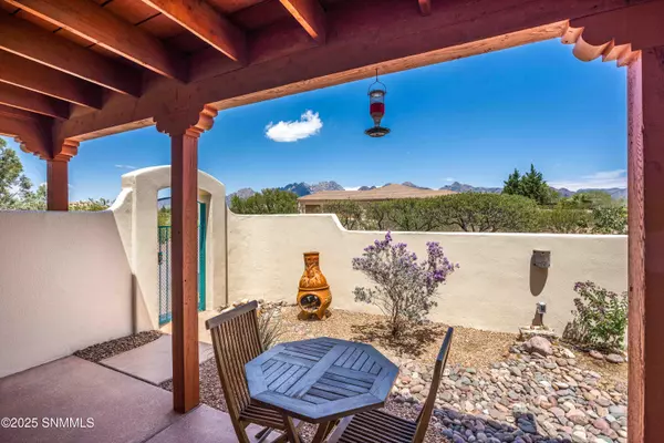 Las Cruces, NM 88011,8800 Silk Oak CT