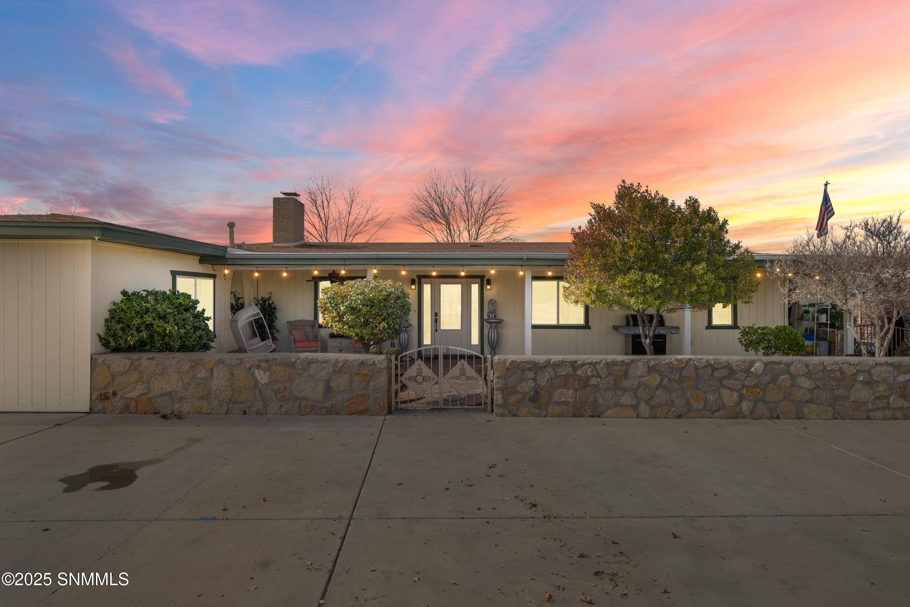 4253 Colt RD, Las Cruces, NM 88011