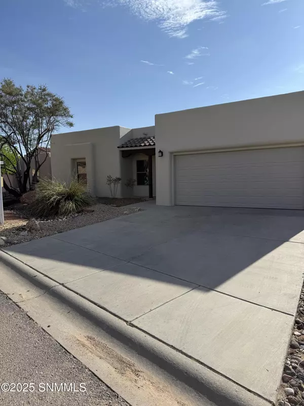 Las Cruces, NM 88007,1284 Cassatt PL