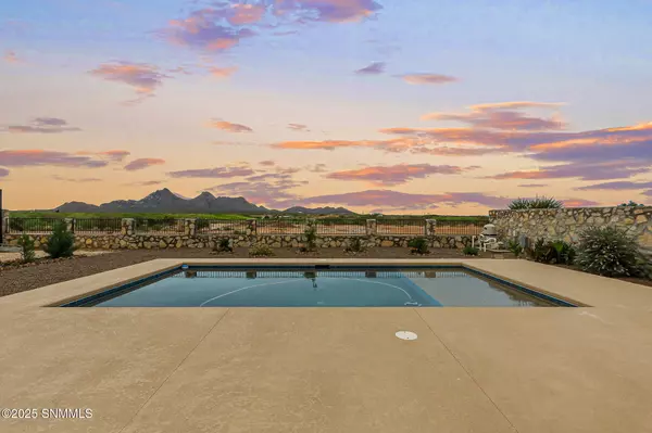 Las Cruces, NM 88012,3749 Talon AVE