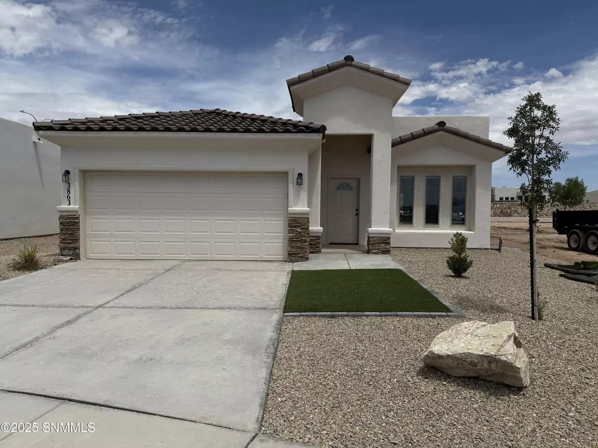 Las Cruces, NM 88012,3863 Yestereve LN