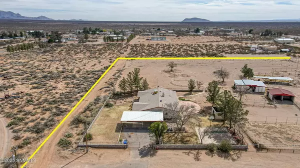 Las Cruces, NM 88011,4737 Beyer RD