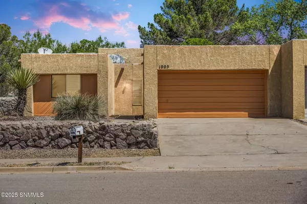 1005 Roadrunner CT, Las Cruces, NM 88011
