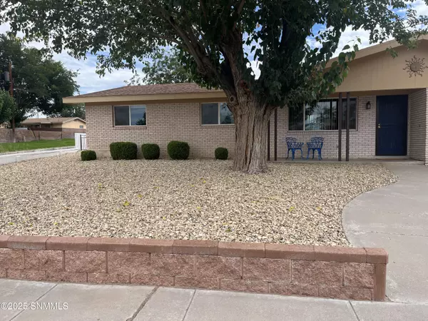 Las Cruces, NM 88011,2025 Enzie DR