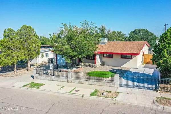 Las Cruces, NM 88001,2301 Montana AVE