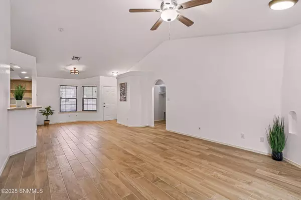 Las Cruces, NM 88012,4060 Windridge CIR