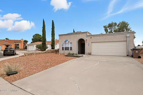 Las Cruces, NM 88012,3936 Crystal PL