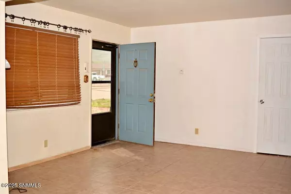 Alamogordo, NM 88310,403 Spruce AVE