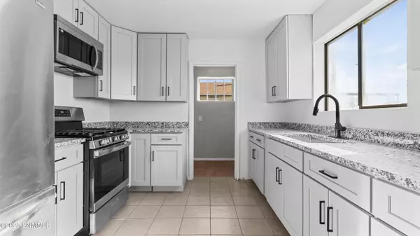 Las Cruces, NM 88012,5051 Gasline RD