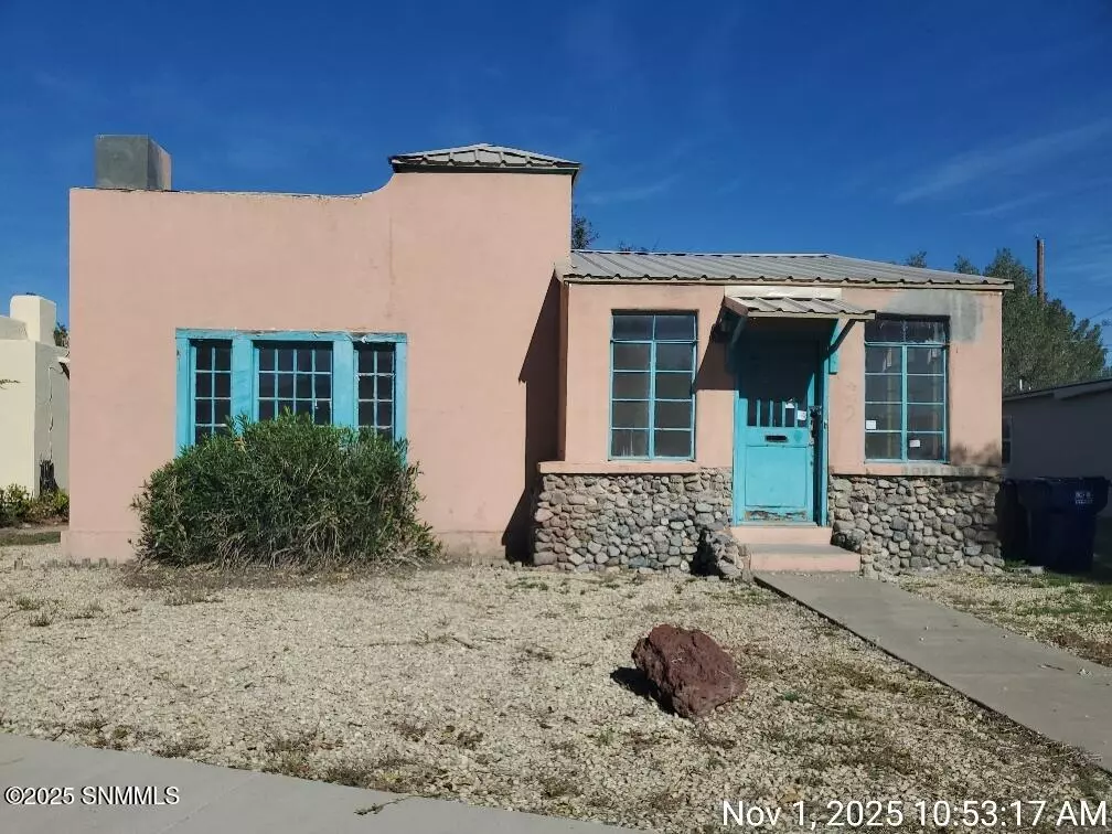 Las Cruces, NM 88005,222 W Greening AVE