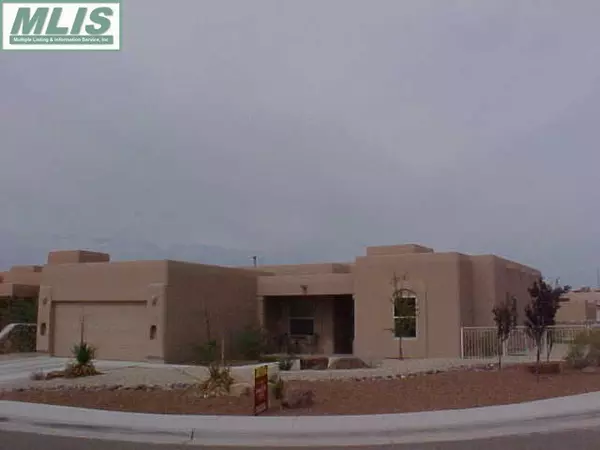 2020 Southern Star LOOP, Las Cruces, NM 88011