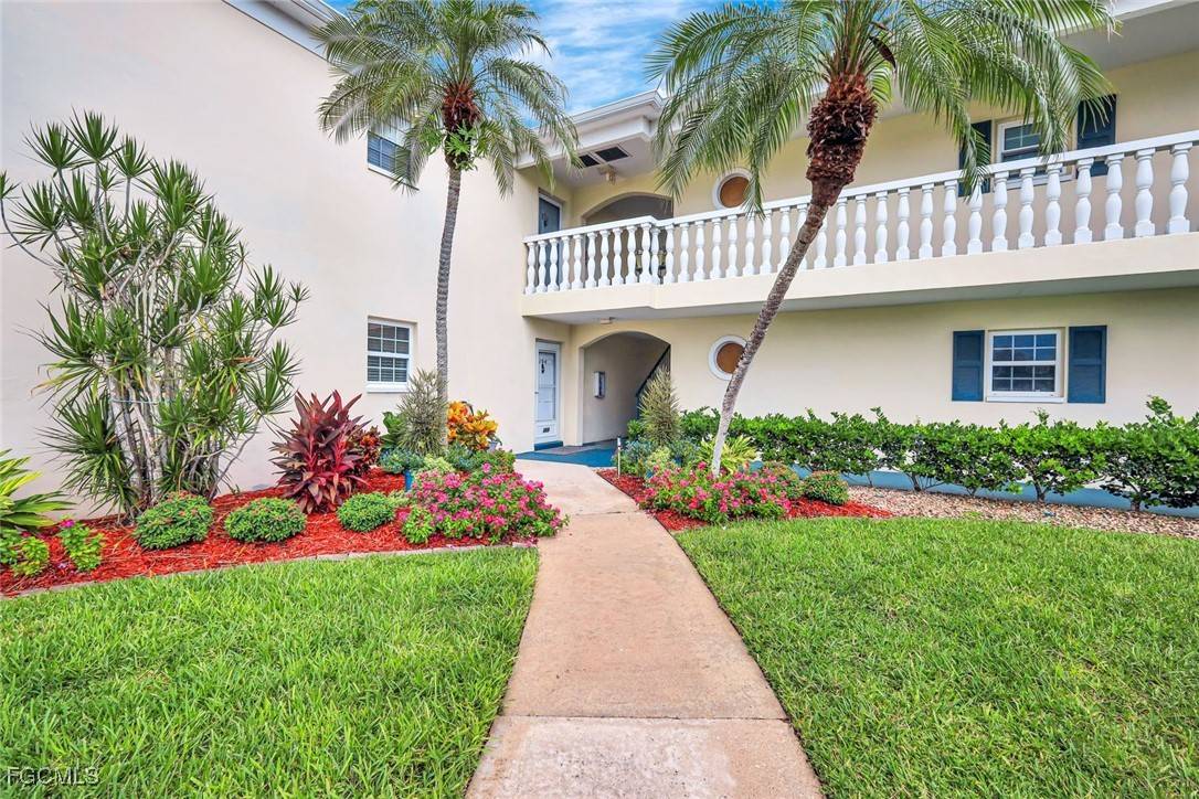 13530 Stratford Place CIR #104, Fort Myers, FL 33919