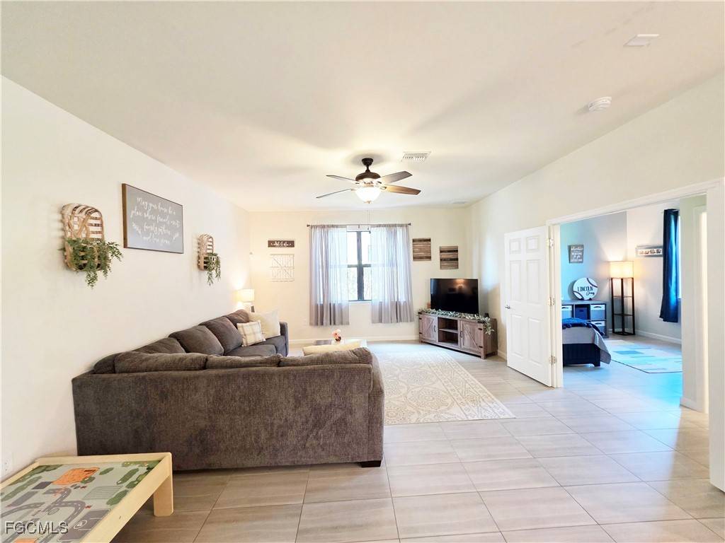 Fort Myers, FL 33966,4756 Crested Eagle LN
