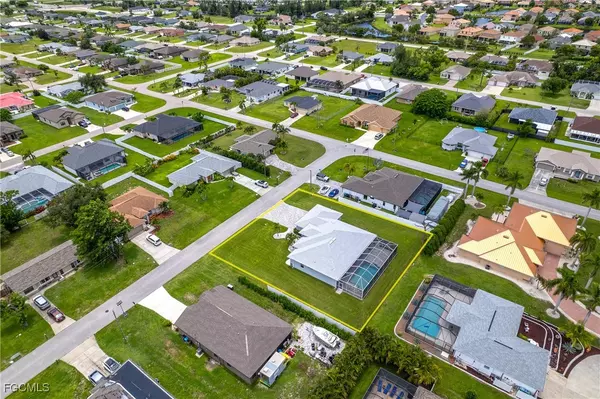 Cape Coral, FL 33991,1817 SW 21st LN