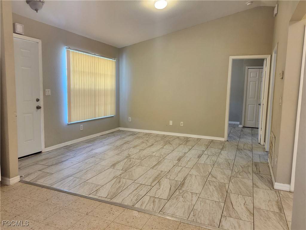 Lehigh Acres, FL 33973,4527 19th ST SW