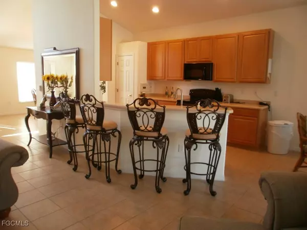 Fort Myers, FL 33913,9044 Shadow Glen WAY