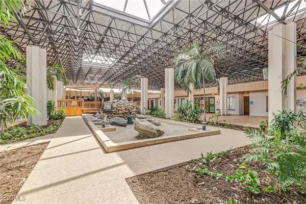 Fort Myers, FL 33907,1724 Pine Valley DR #318