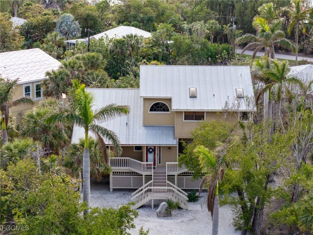1241 Junonia ST, Sanibel, FL 33957