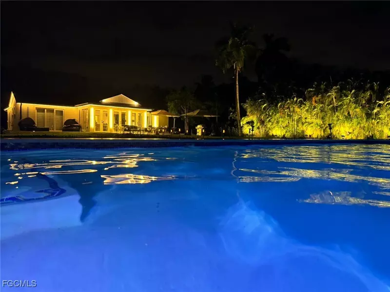 4369 Cypress LN, Fort Myers, FL 33905