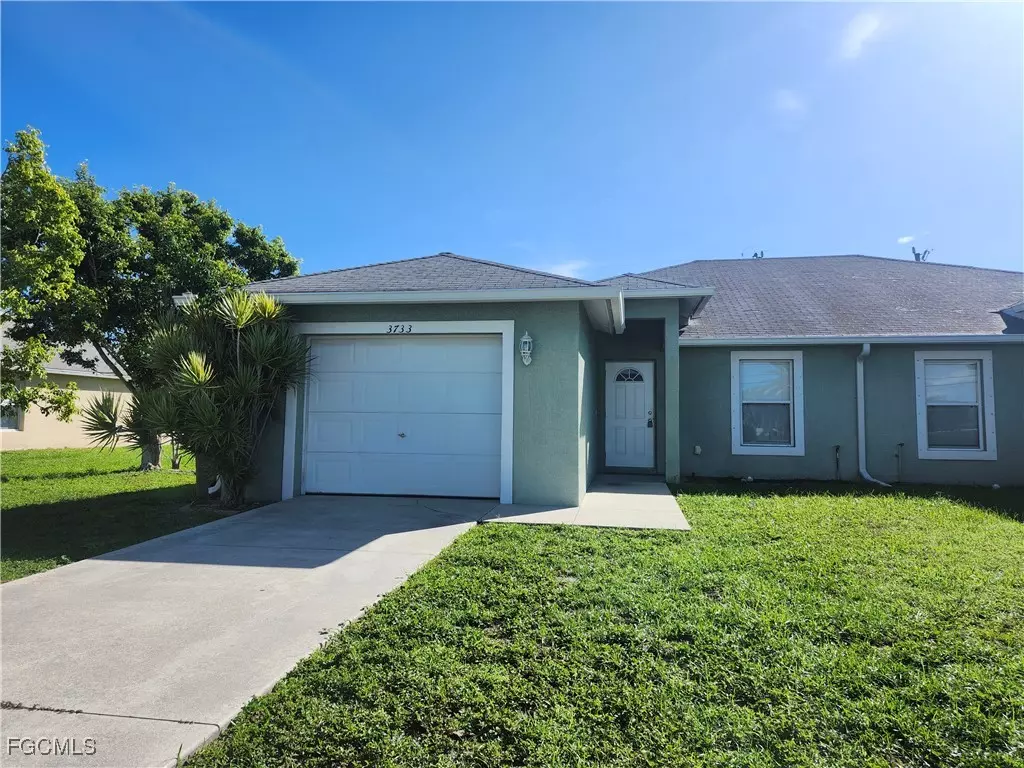 Cape Coral, FL 33904,3733 Country Club BLVD