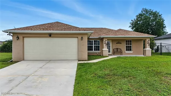 2910 41st ST SW, Lehigh Acres, FL 33976