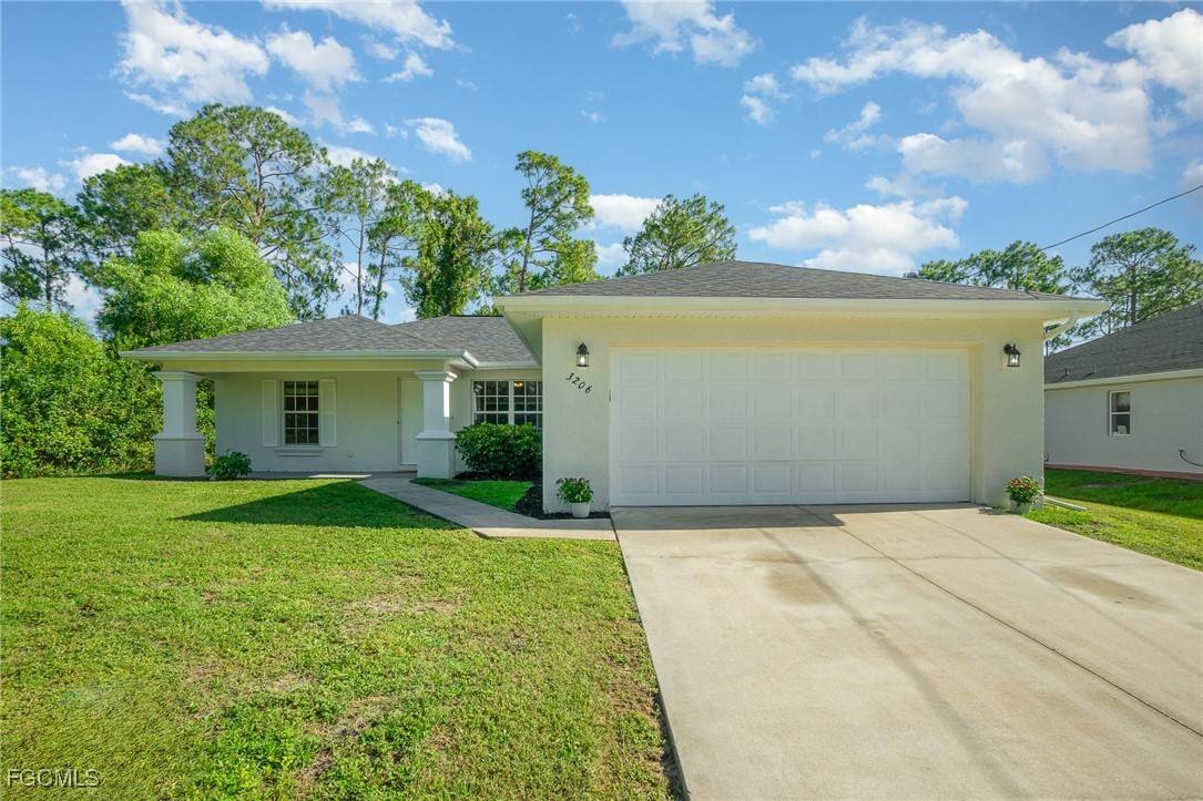 3206 22nd ST W, Lehigh Acres, FL 33971