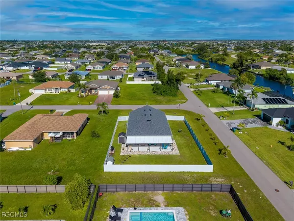 Cape Coral, FL 33991,201 SW 24th PL