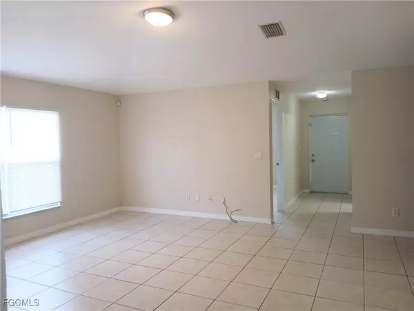 Lehigh Acres, FL 33973,2506 Haviland AVE S