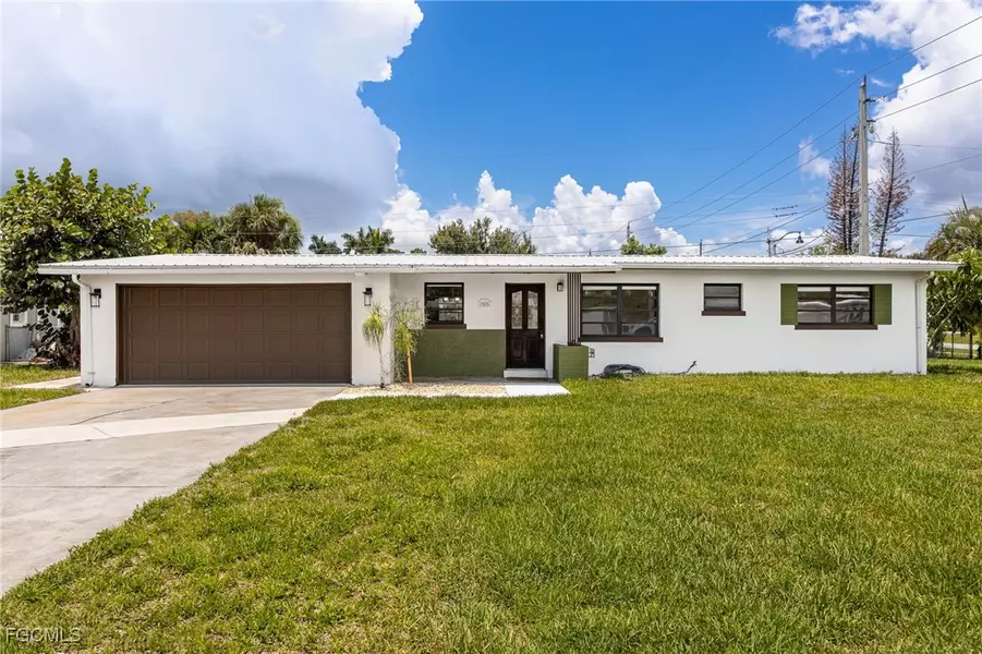 1575 Grace AVE, Fort Myers, FL 33901