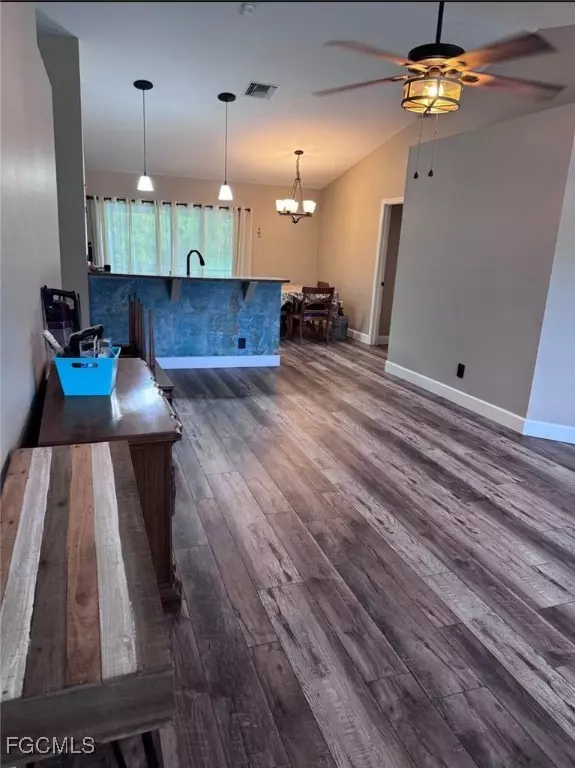 Fort Myers, FL 33913,1107 Bard CT