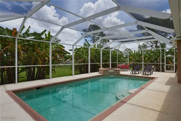 Naples, FL 34120,Address not disclosed