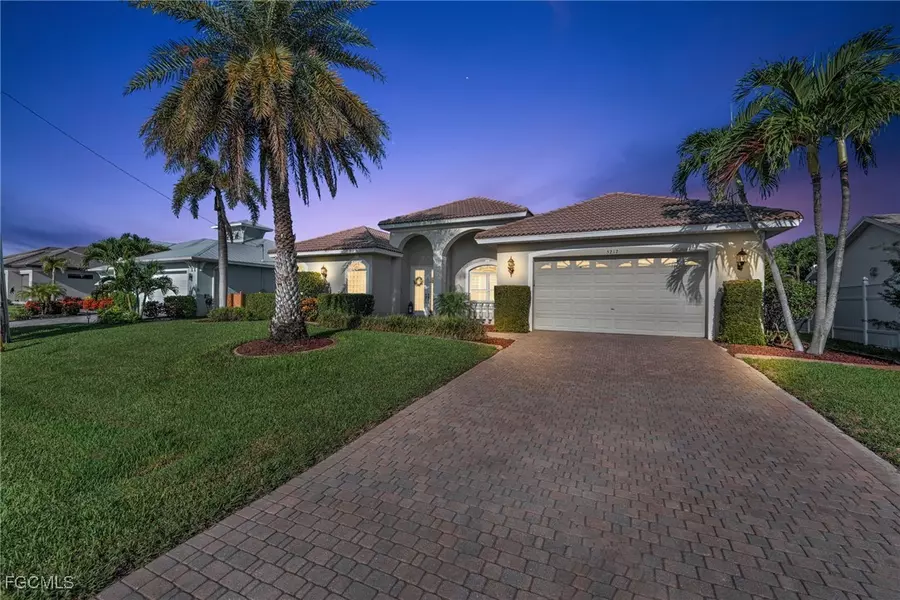 5212 SW 8th CT, Cape Coral, FL 33914