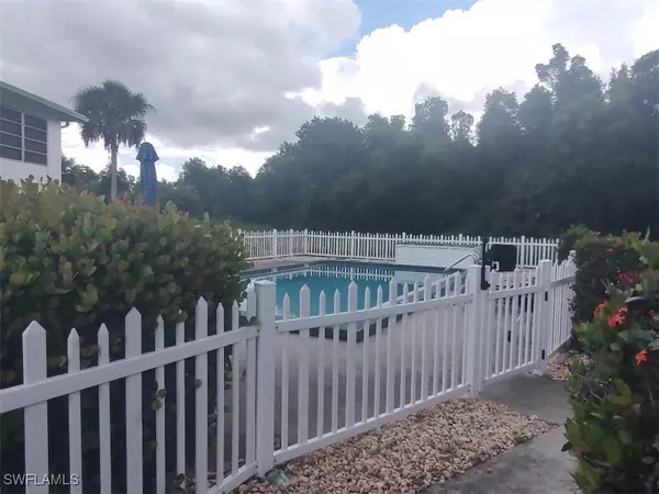 North Fort Myers, FL 33903,5775 Littlestone CT
