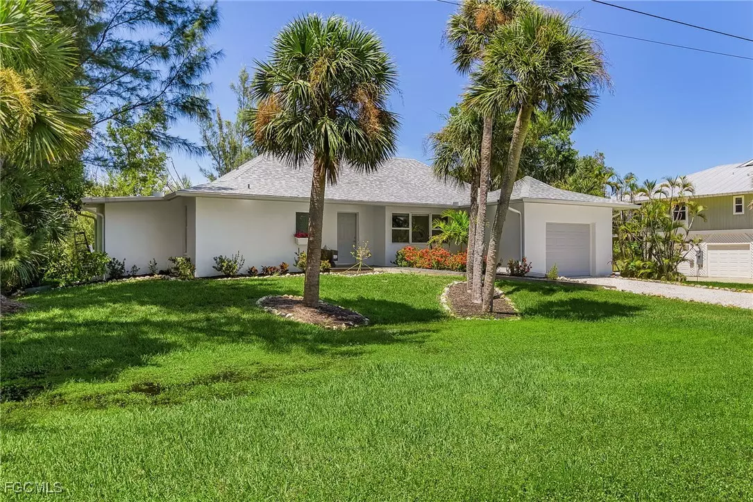 Sanibel, FL 33957,1585 Bunting LN