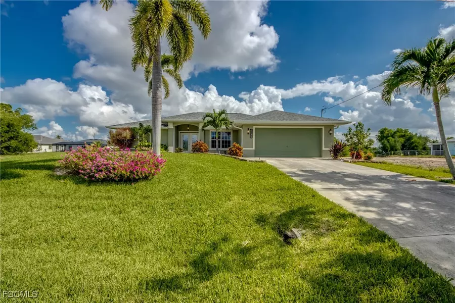 1305 SW 24th ST, Cape Coral, FL 33991