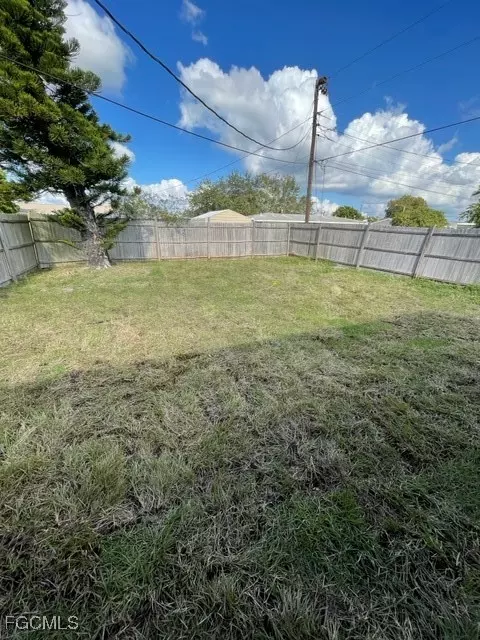 Lehigh Acres, FL 33936,1121 Wesley ST W