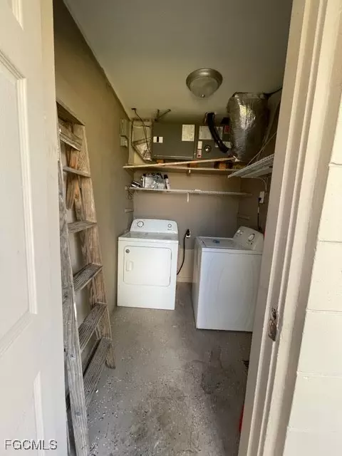 Lehigh Acres, FL 33936,1121 Wesley ST W