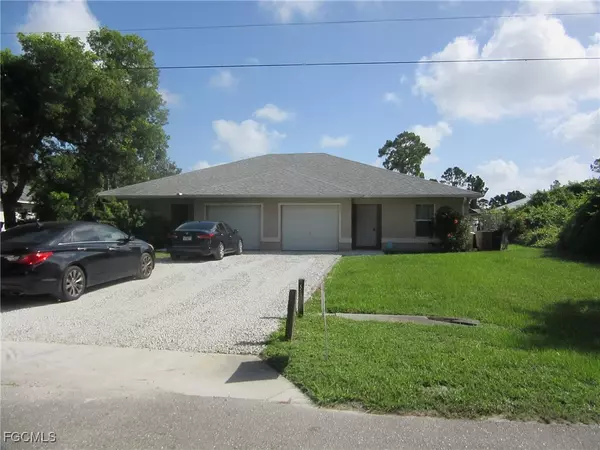 805/807 Meadow RD, Lehigh Acres, FL 33973
