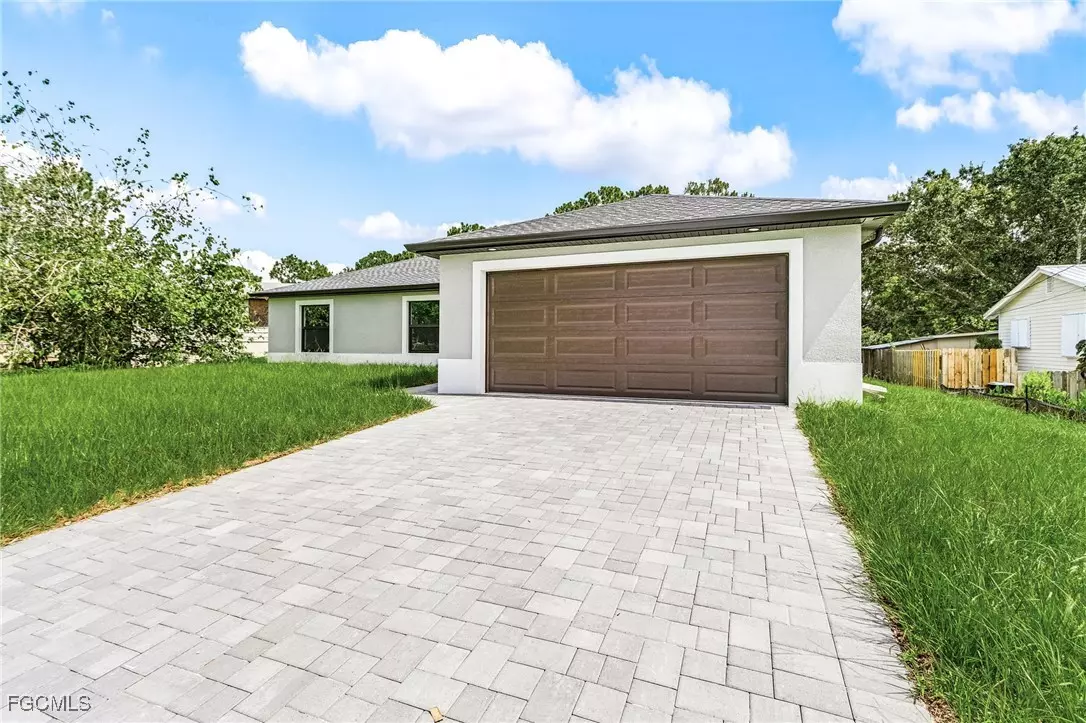 Lehigh Acres, FL 33976,3402 25TH ST SW