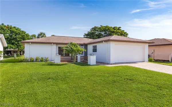 9782 Owlclover ST, Fort Myers, FL 33919