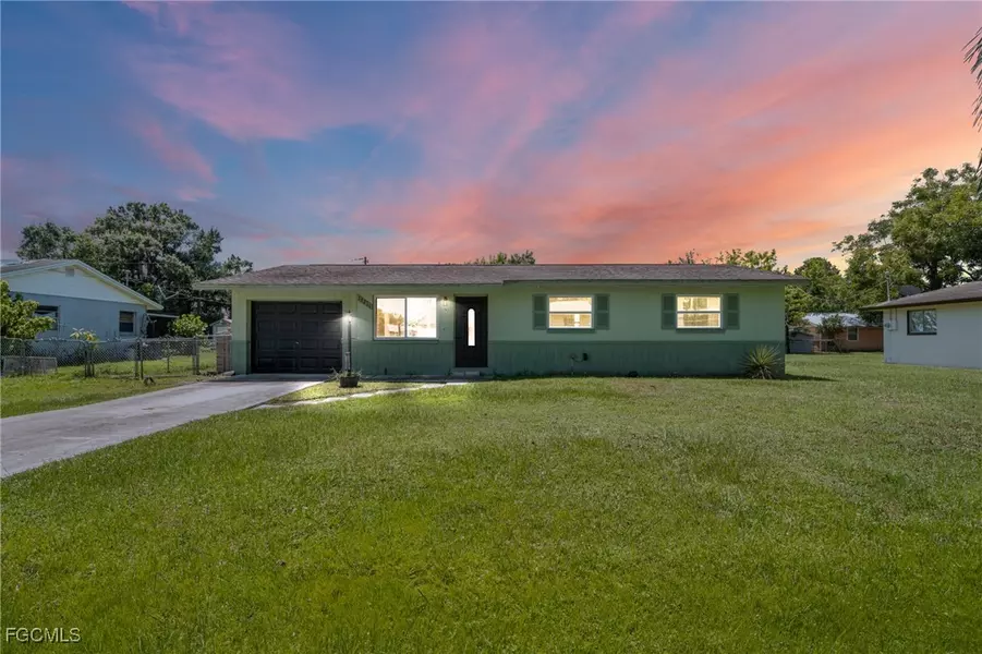 13211 3rd ST, Fort Myers, FL 33905